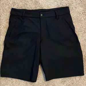 Lululemon commissioner shorts